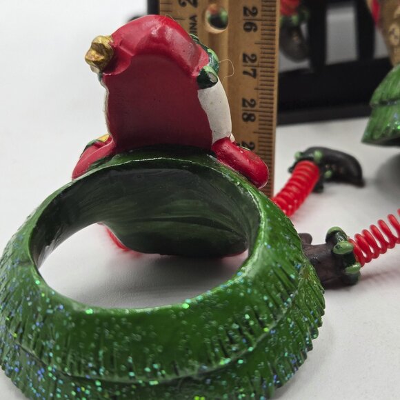 Set of 5 Napkin Rings Whimsical Wooden  Santa Clause Christmas Holiday Red Green - Picture 5 of 6